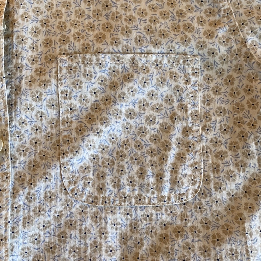 Liz Claiborne Cream/Tan/Blue Floral Button Down - Picture 5 of 6